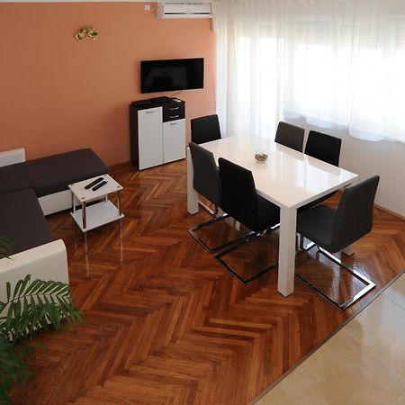 Voshta 2 Bedroom Apartment Zara Camera foto