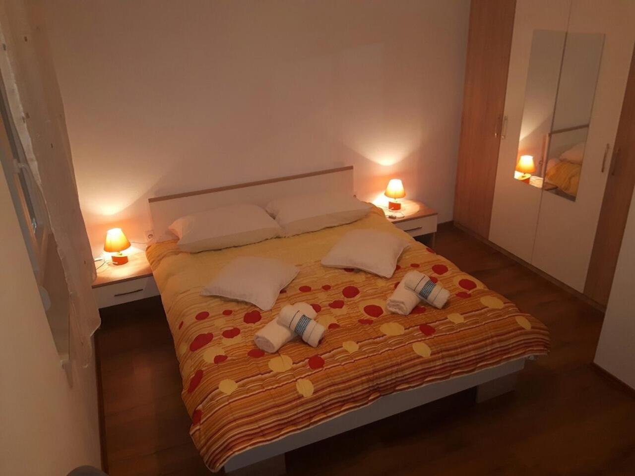 Voshta 2 Bedroom Apartment Zara Esterno foto